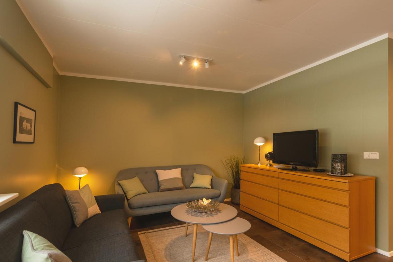 Old Town Modern Apartment Ακουρέιρι Εξωτερικό φωτογραφία