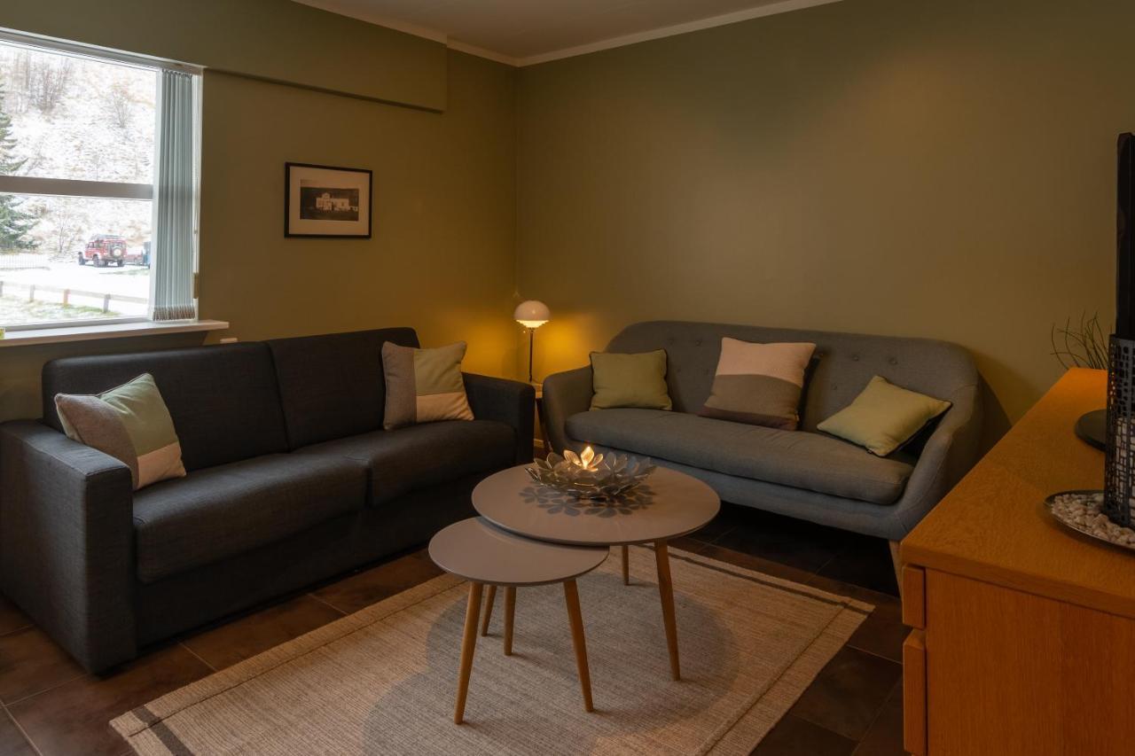 Old Town Modern Apartment Ακουρέιρι Εξωτερικό φωτογραφία